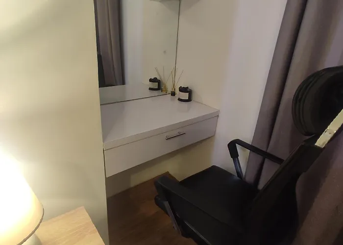 Apartment Luxury Spacious 2br In Salcedo Village Manila