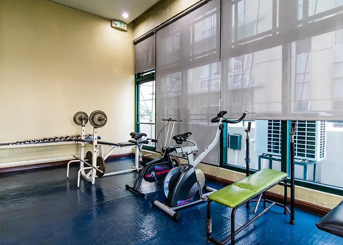 Luxury Spacious 2br In Salcedo Village Apartment Manila