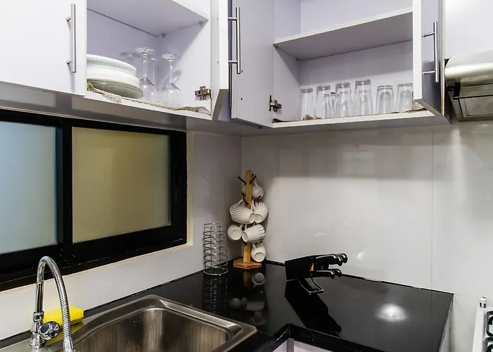 Luxury Spacious 2br In Salcedo Village