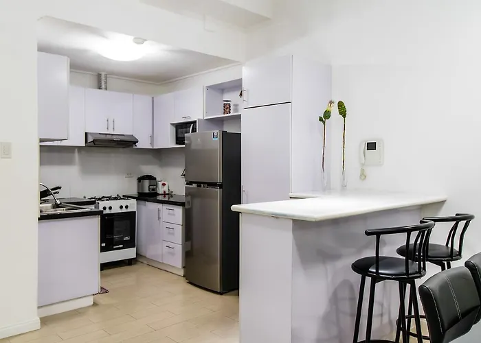 Luxury Spacious 2br In Salcedo Village Apartment *