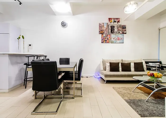 Luxury Spacious 2br In Salcedo Village Apartment Manila