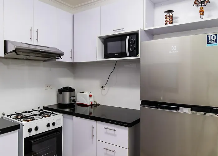 Apartment Luxury Spacious 2br In Salcedo Village *