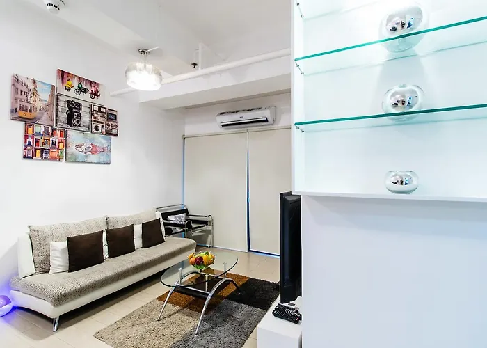 Apartment Luxury Spacious 2br In Salcedo Village