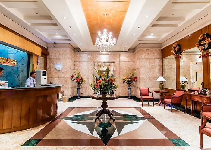 Luxury Spacious 2br In Salcedo Village Manila