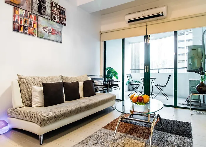 Luxury Spacious 2br In Salcedo Village Apartment