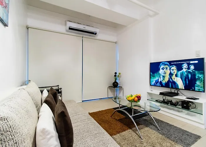 Luxury Spacious 2br In Salcedo Village * Manila