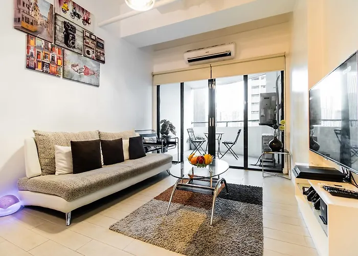 Luxury Spacious 2br In Salcedo Village *